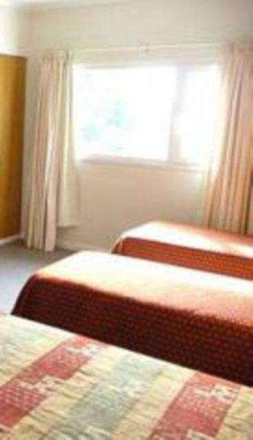 Hotel Mirasierras Тандил Экстерьер фото